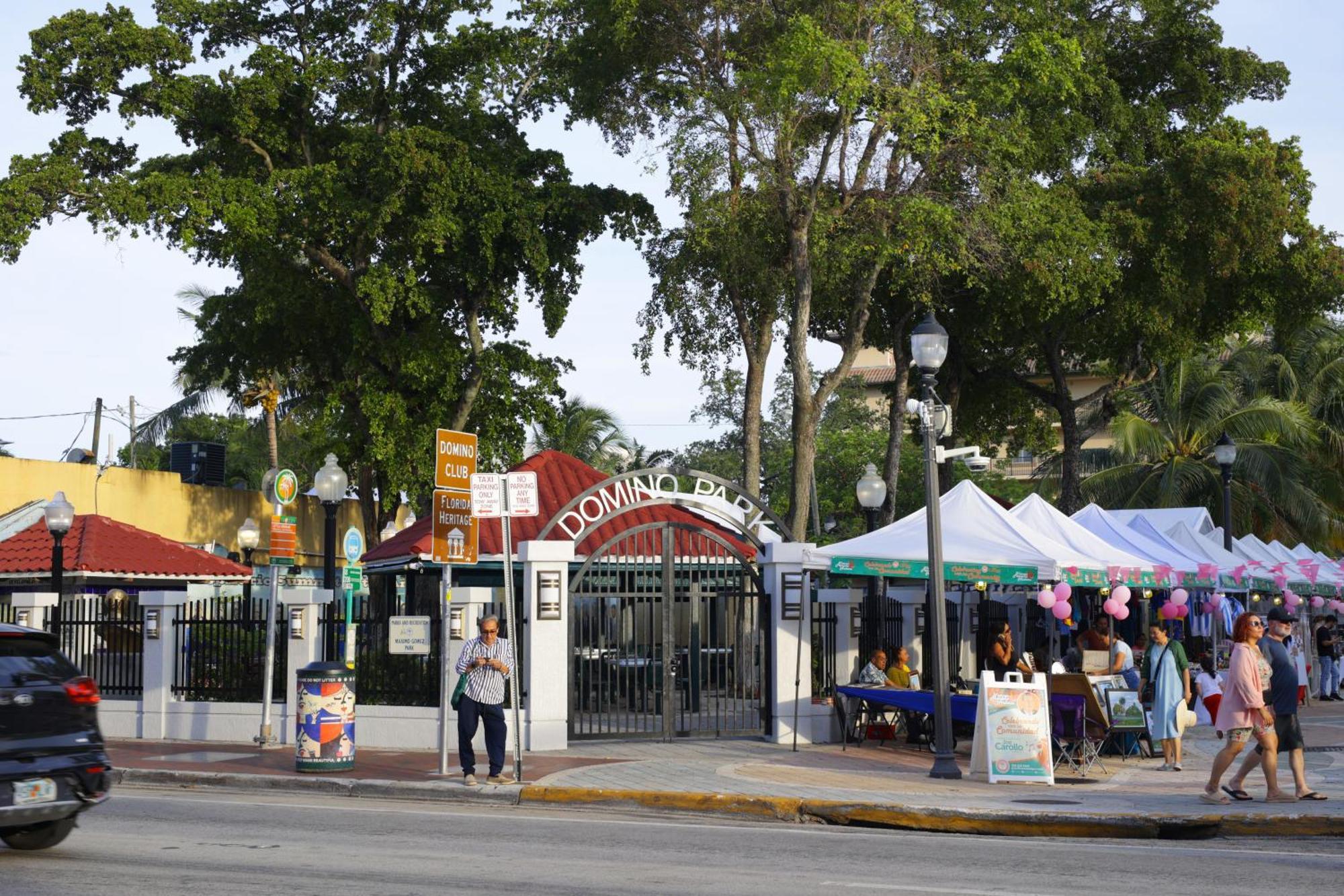 Tower Hotel Little Havana Маямі Екстер'єр фото